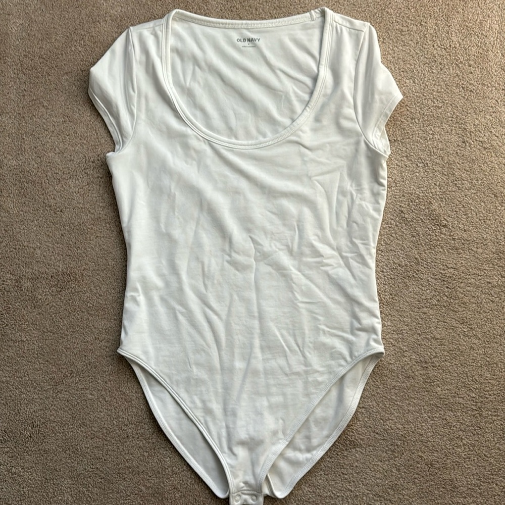 NWOT old navy bodysuit